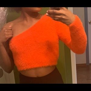 Fashion nova crop top